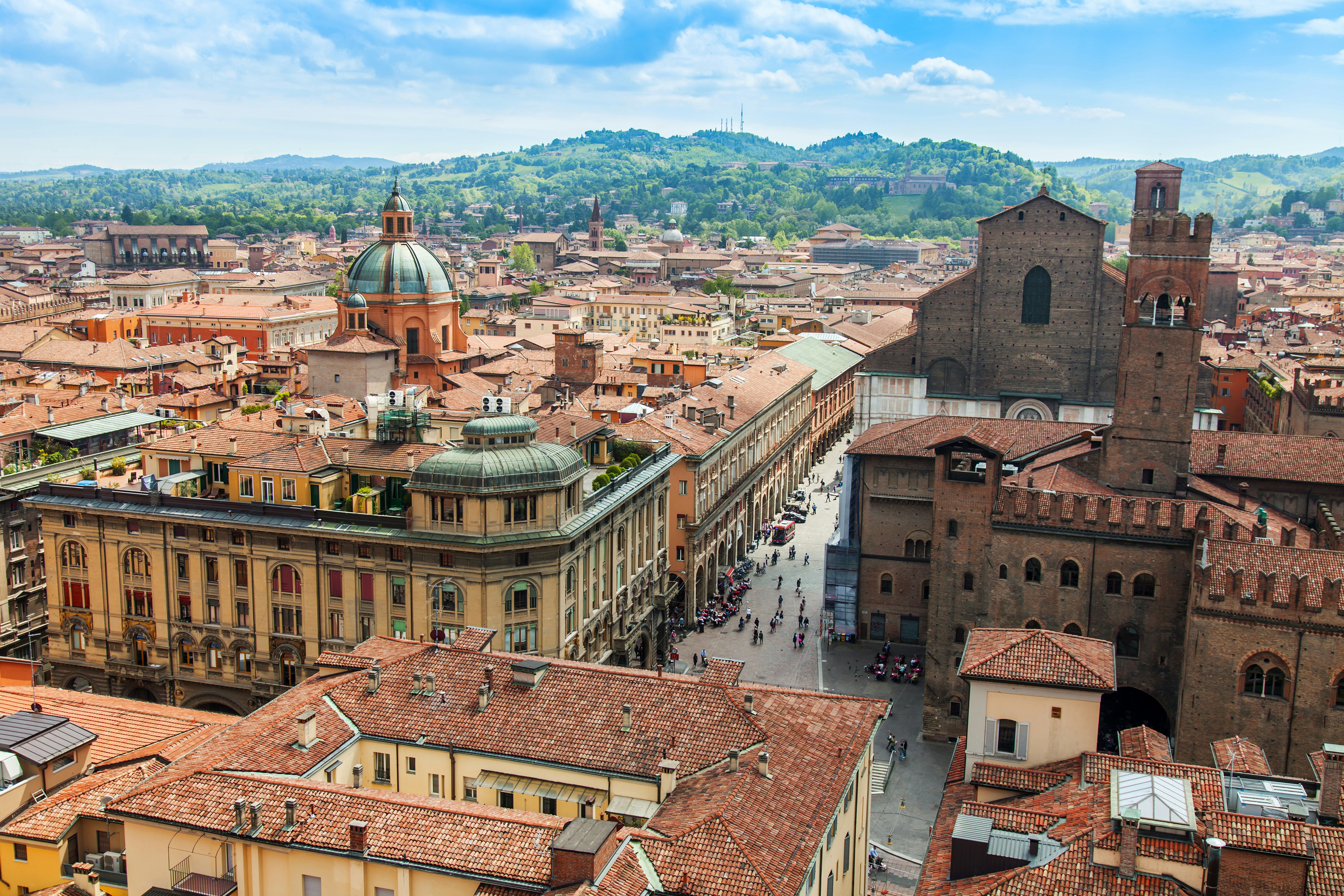 Cómo ir de Florencia a Pisa en tren, autobús, coche, tour